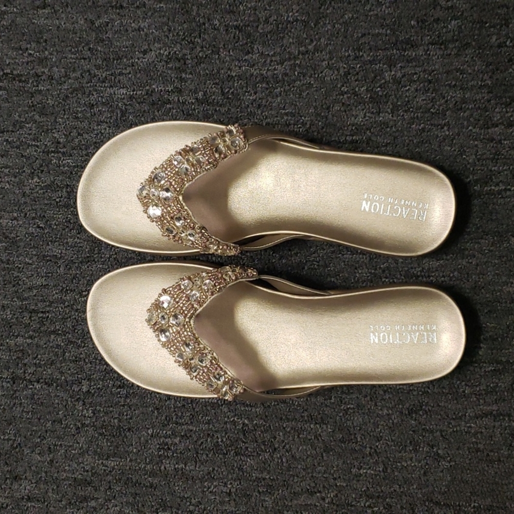 Kenneth Cole reaction women's glam-athon thing sandal size 9